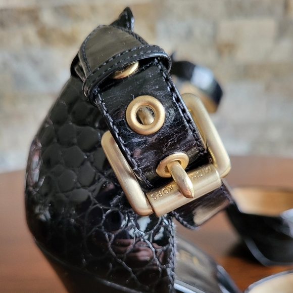 Michael Kors Black Crocodile Stilettos size 7 - Picture 3 of 5